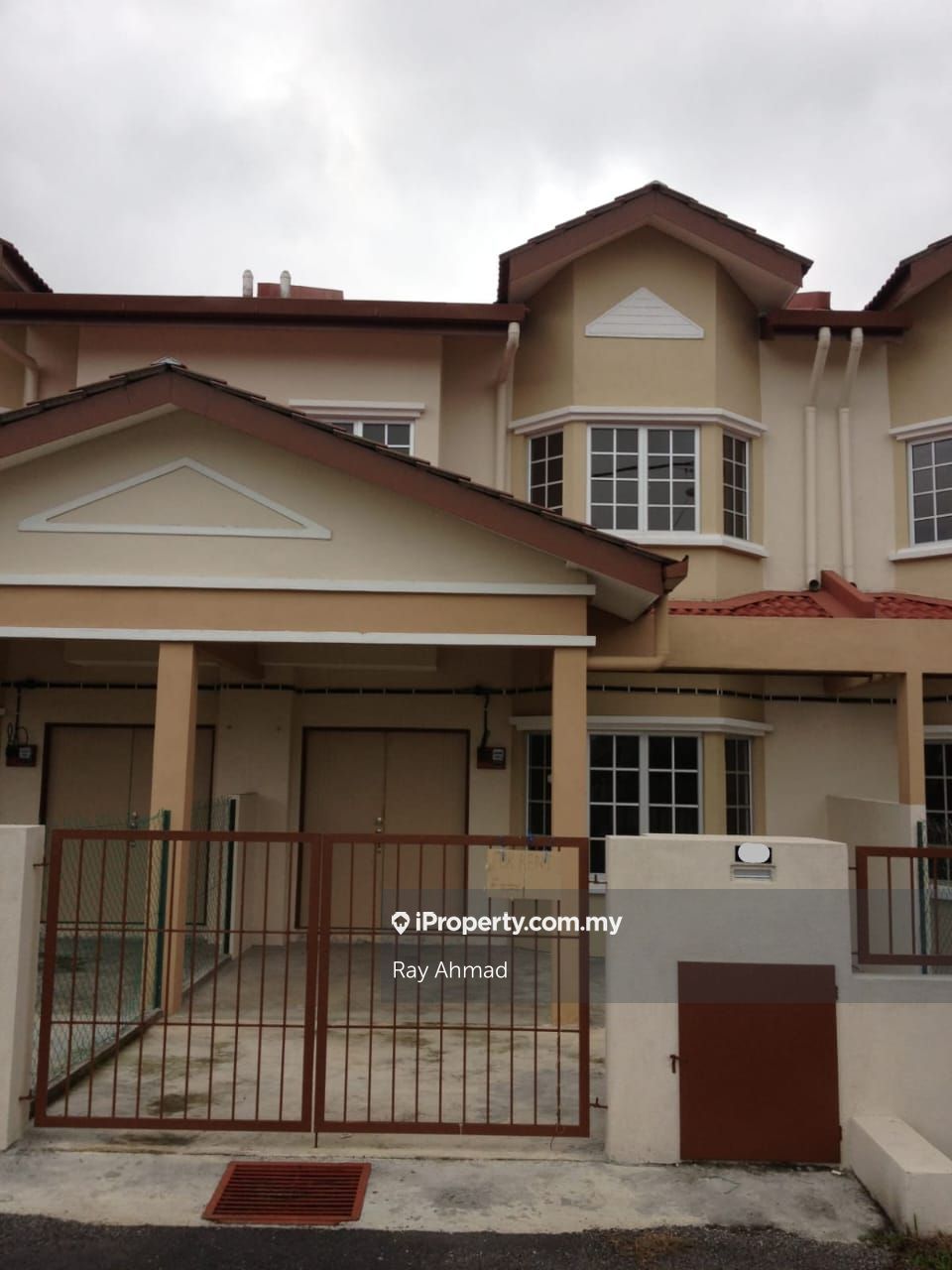 Taman Sejati 5 Klang 2 Storey Terrace For Sale Klang Intermediate 2