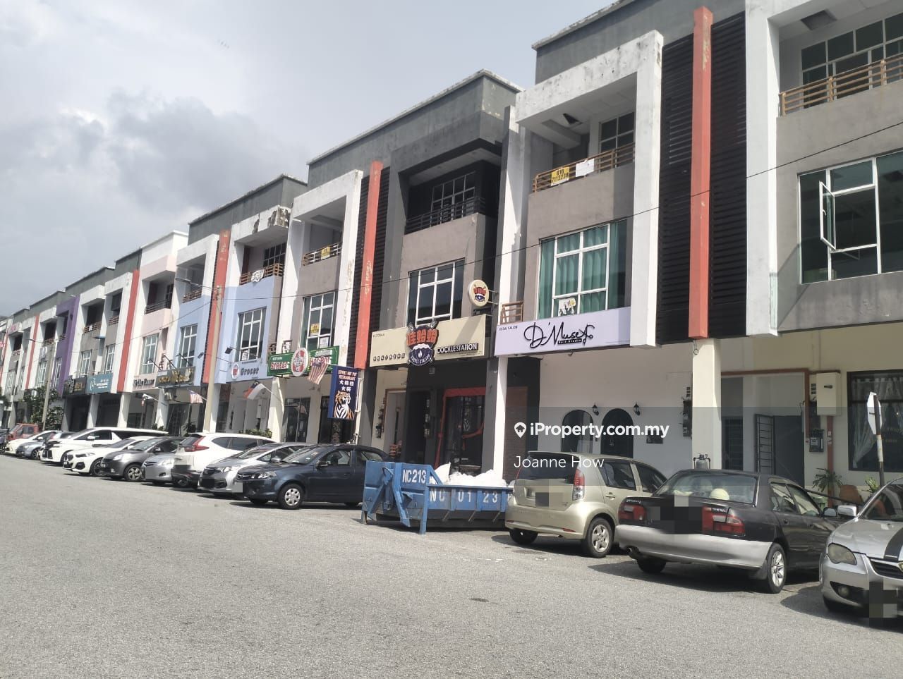 Taman Kota Syahbandar Kota Laksamana Melaka Tengah Intermediate Shop