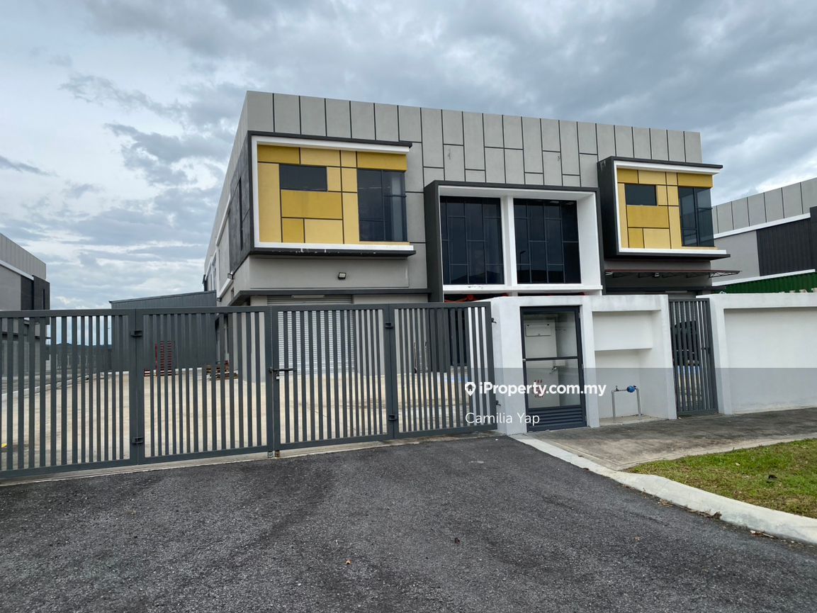 Sty Semi Detached Corner Factory Fr Rent Puncak Alam Bandar