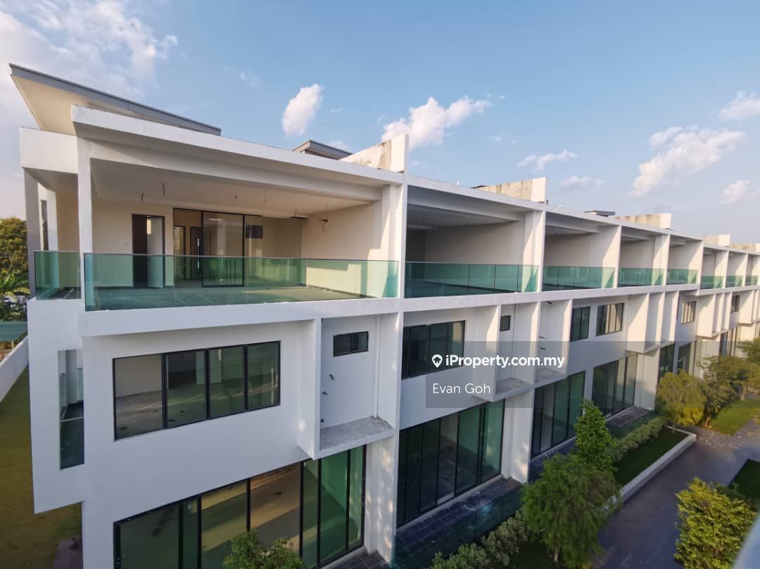 Grande Reflexion Bandar Nusaputra Puchong South For Sale