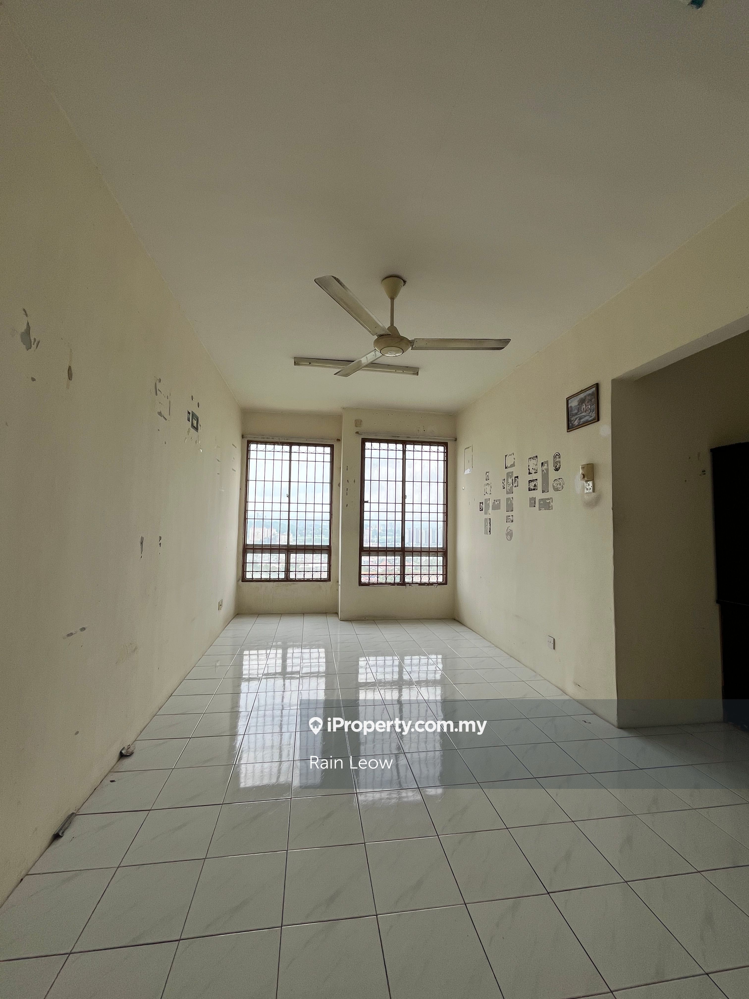 Vista Impiana Apartment Bedrooms For Rent In Seri Kembangan Selangor