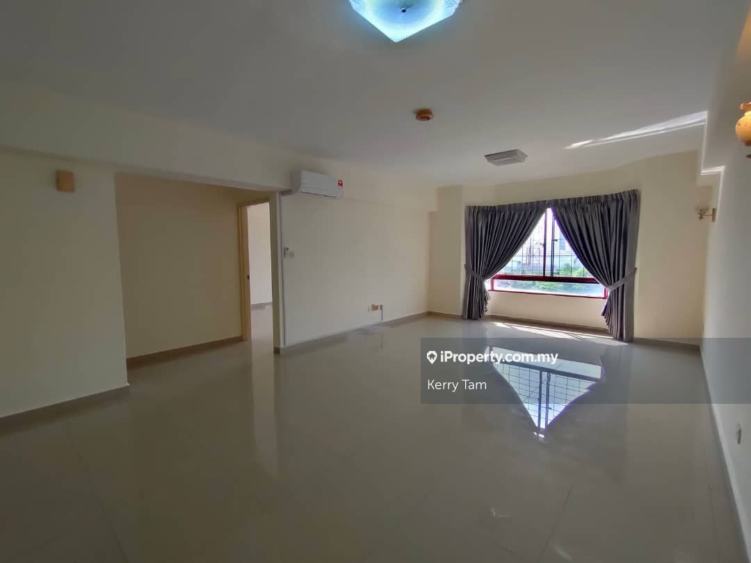 Faber Heights Intermediate Condominium 2 Bedrooms For Sale In Taman