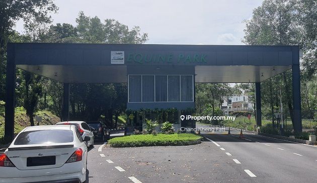 Jalan Equine Taman Equine Park Seri Kembangan For Sale Rm