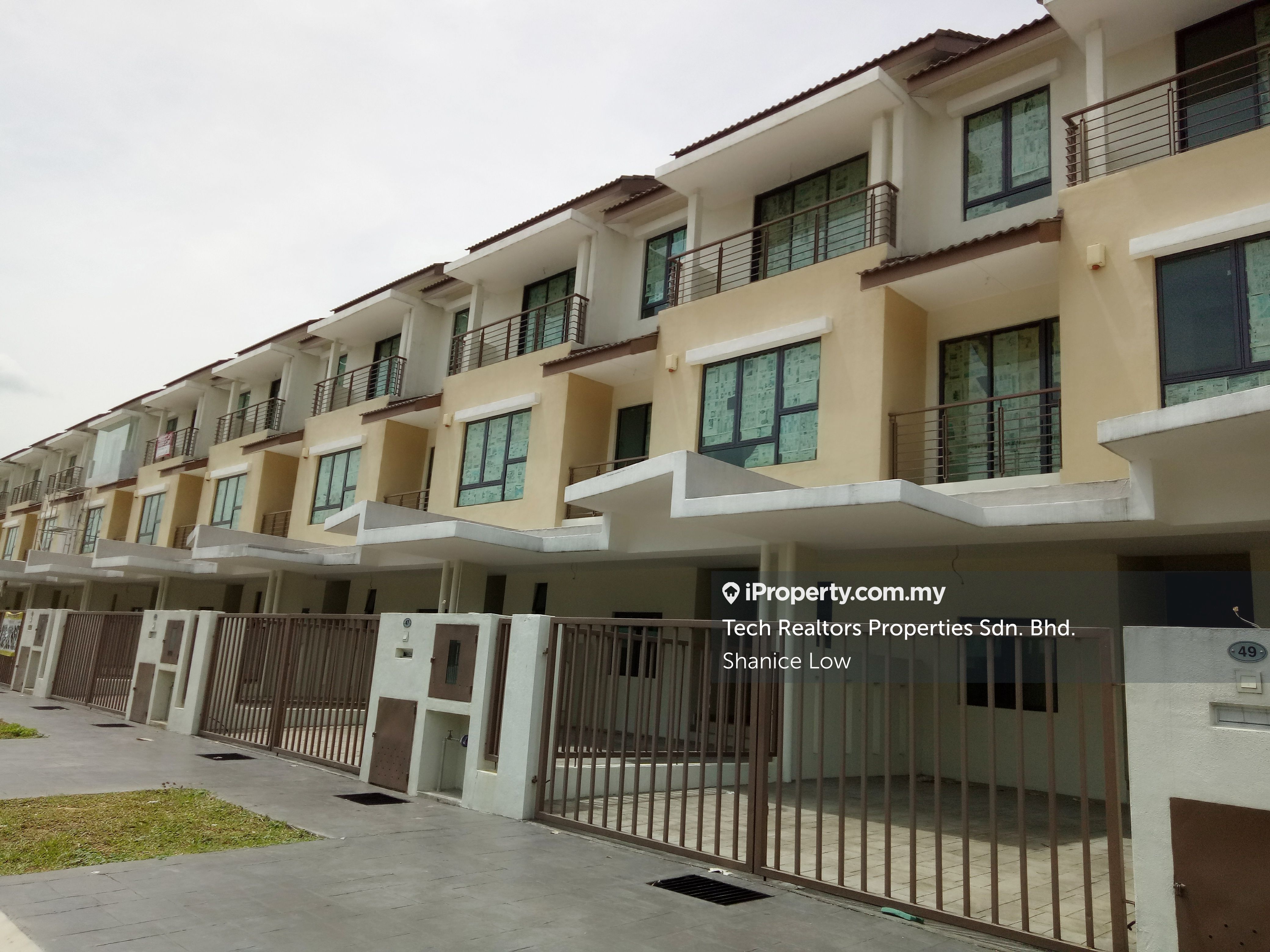 Lakeside Residences Puchong Jaya Puchong Intermediate 2 5 Sty Terrace