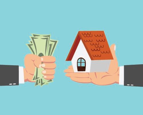 một bàn tay cầm tiền, một bàn tay cầm mô hình ngôi nhà