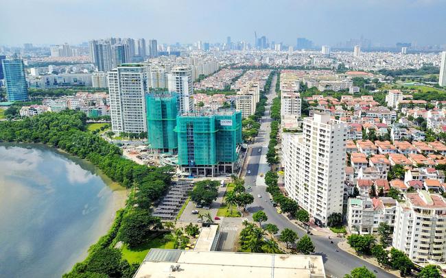 nhiều tòa nhà cao tầng trong thành phố