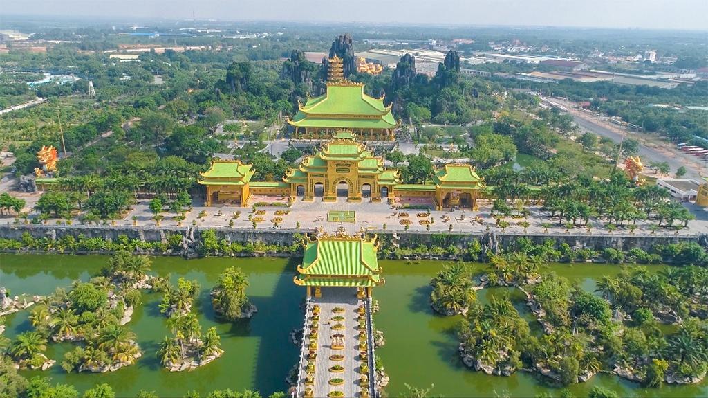 khu du lịch Đại Nam nhìn từ trên cao