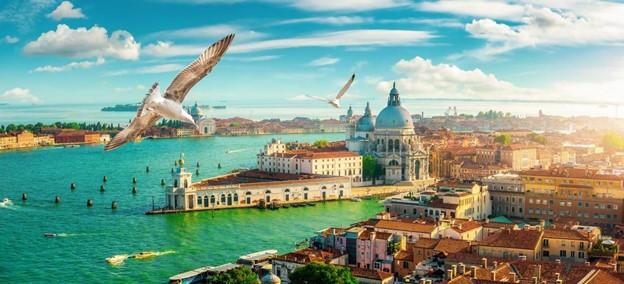 thành phố biển có nhiều công trình nhà ở