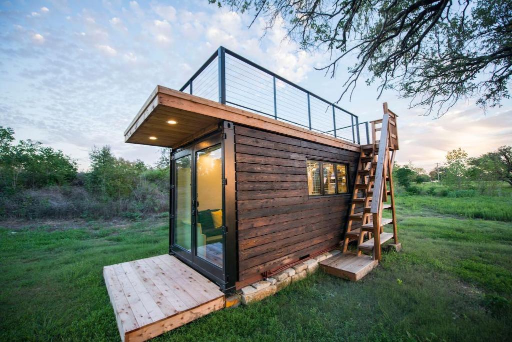 mẫu nhà container khá đơn giản