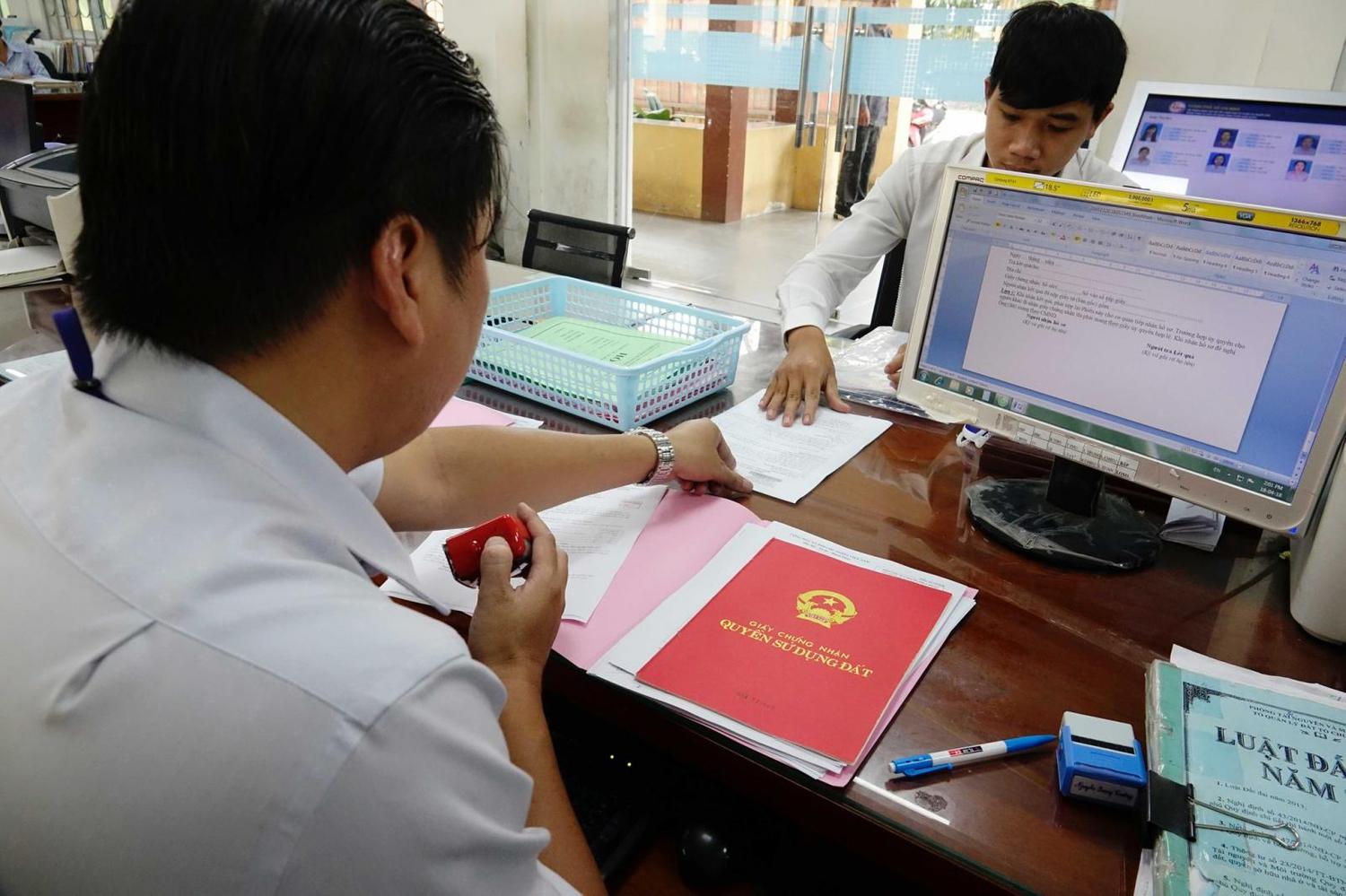 trả kết quả hồ sơ xin chuyển đổi mục đích sử dụng đất