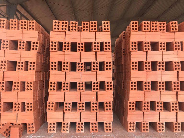Các loại gạch phổ biến nhất trong xây dựng: gạch đất nung