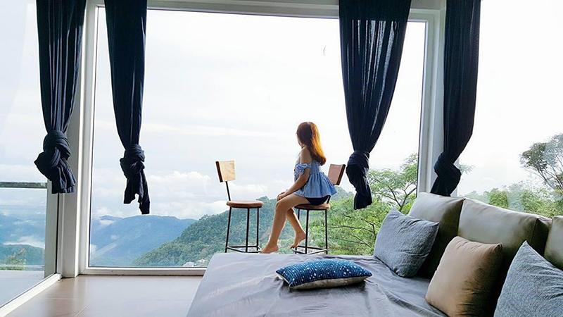  Cửa sổ kính dạng cực lớn, view bao trọn tầm mắt rất được lòng giới trẻ