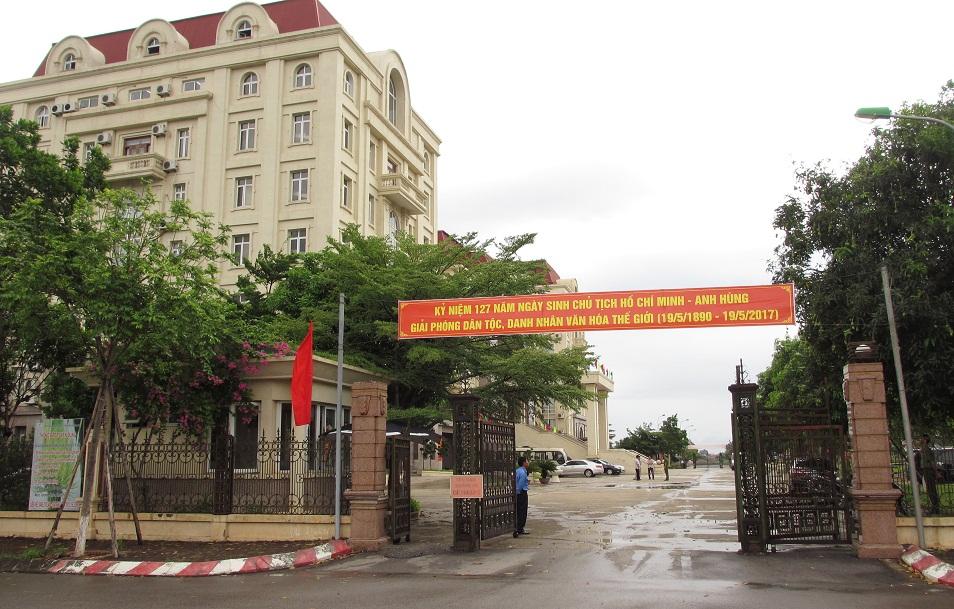 Trụ sở UBND huyện Mê Linh