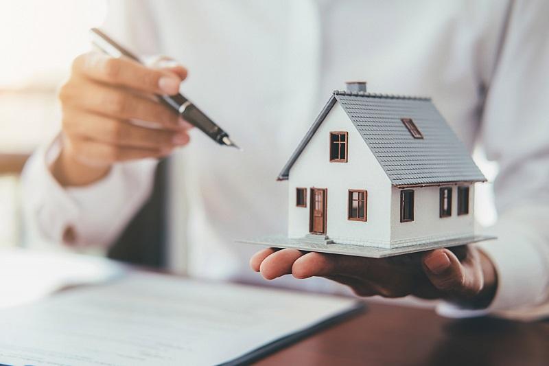 Mua đất không có sổ đỏ không được công chứng