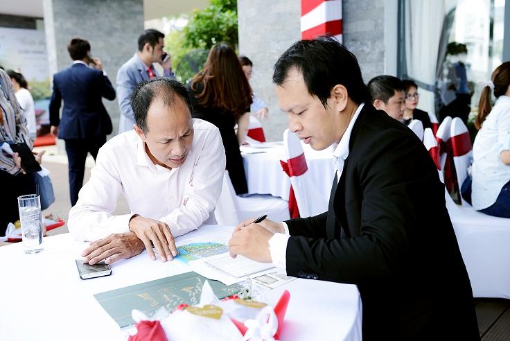 siết tín dụng vào bất động sản