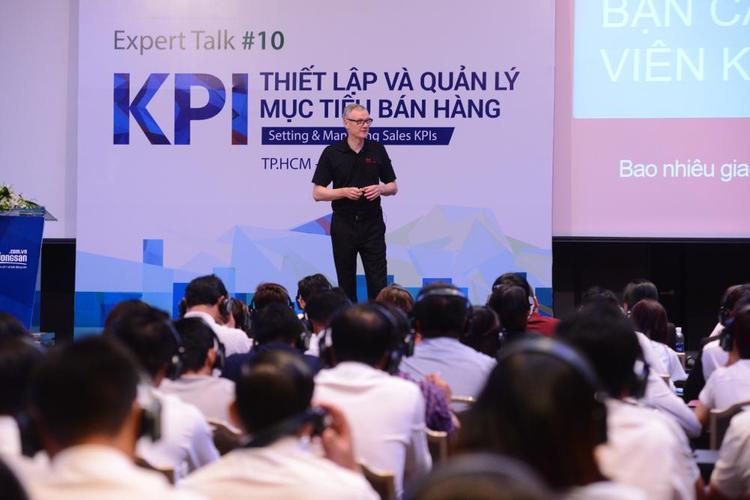 Một buổi đào tạo của Batdongsan.com.vn