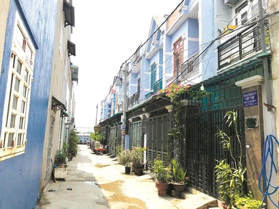 nhà ba chung huyện Bình Chánh