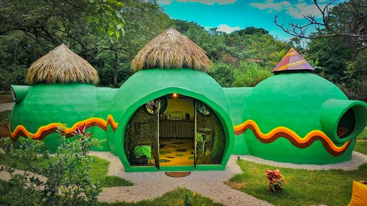 ngôi nhà huyền bí