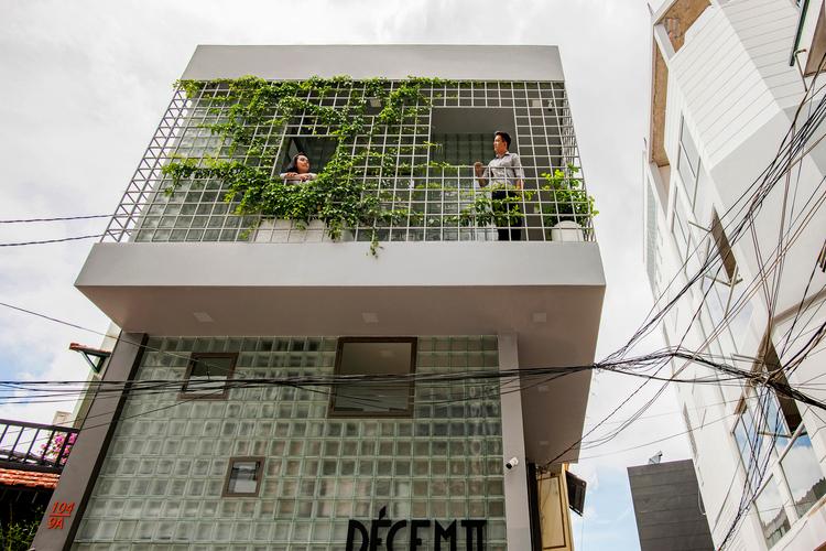 giàn dây leo xanh mát trên tầng 3