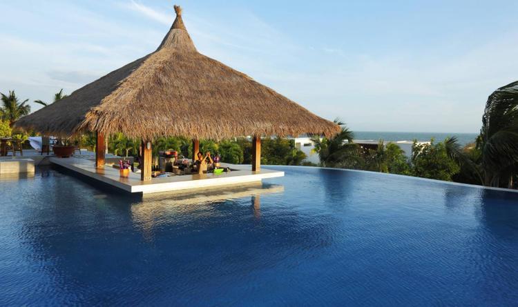 resort có bể bơi vô cực