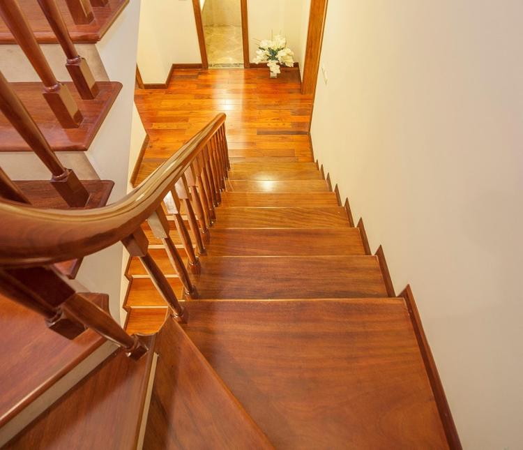 Độ rộng của mặt bậc thang không cần quá lớn