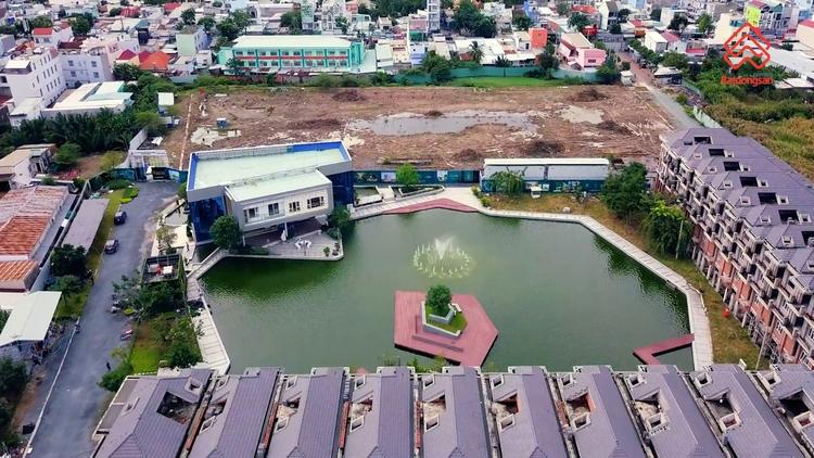 Hồ điều hòa nội khu dự án The Peak Garden