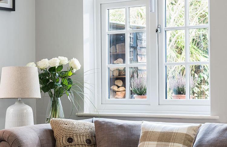 Cần tính toán chiều cao hợp lý khi thiết kế khung cửa sổ