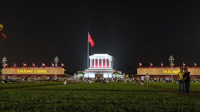 Lăng Chủ tịch Hồ Chí Minh.