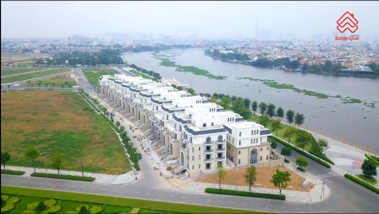 Vạn Phúc City sở hữu vị trí đắc địa với 3 mặt giáp sông