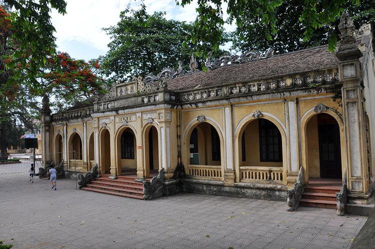 Ngôi đình cổ kính Đông Ngạc
