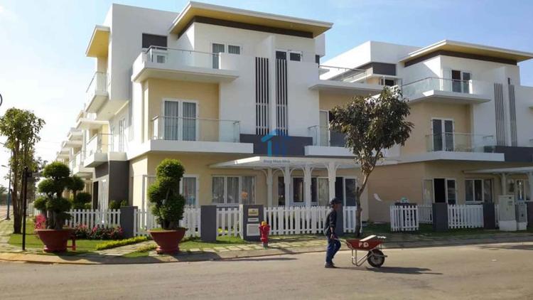 nhà nguyên căn thủ đức