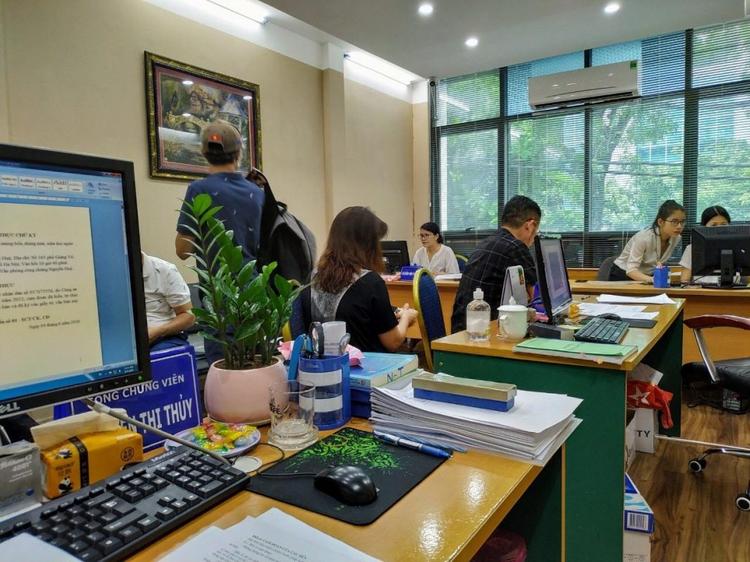 bán nhà cho người mua vay ngân hàng