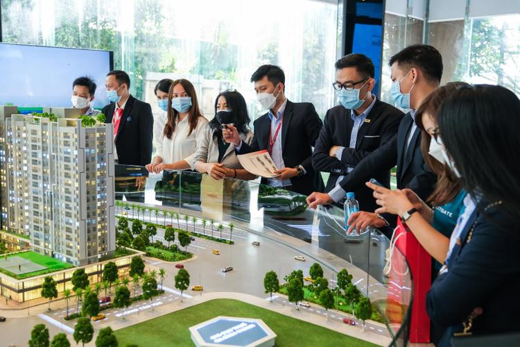 Hình ảnh khách hàng tại một dự án ở TP.HCM