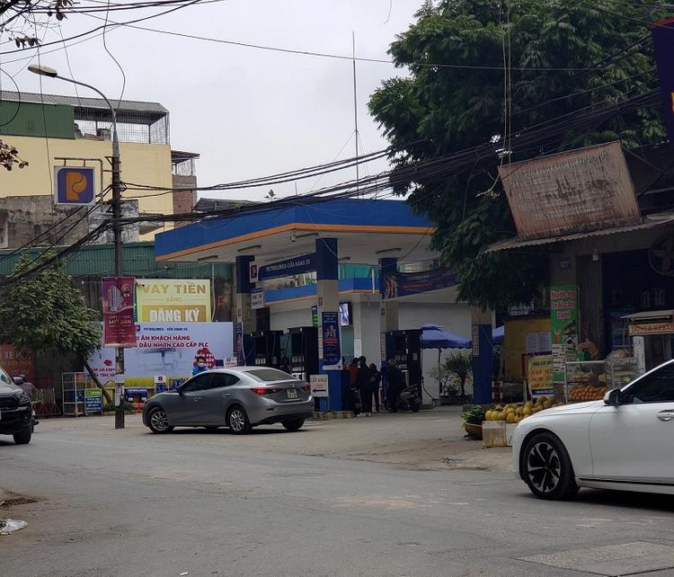 Nhà gần trạm xăng dầu phạm thế cô dương sát