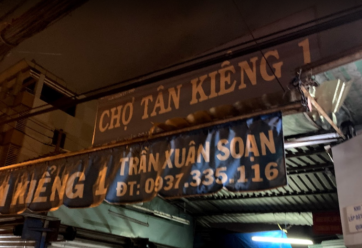  Chợ Tân Kiểng 1 là một trong những chợ Quận 7 đông đúc