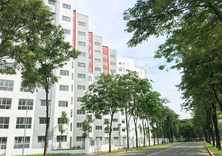 Khu Ruby Celadon City nhìn từ Aeon Mall