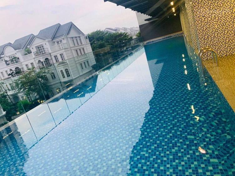 Bể bơi Opal Tower