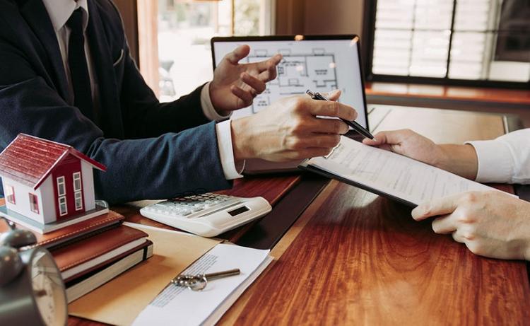  Hợp đồng chỉ có giá trị khi được cơ quan có thẩm quyền chứng thực