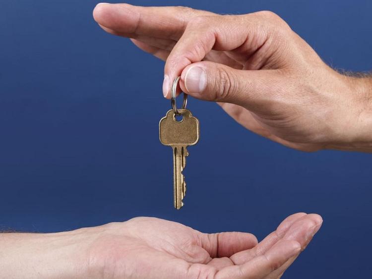 Dân cư đông đúc khiến việc có thể sở hữu một căn hộ càng ngày càng khó