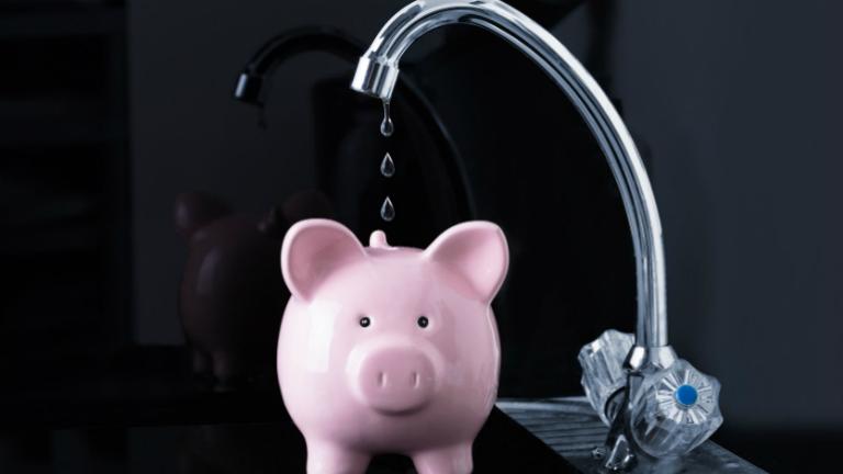 5 Simple Tips (And 3 Odd Ones) On How To Save Water In Your Daily Life!