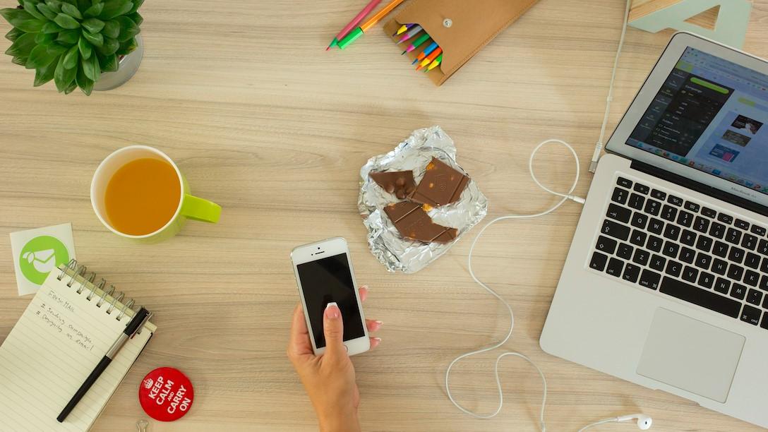 Working From Home: 5 tips to improve your diet and help you be more productive
