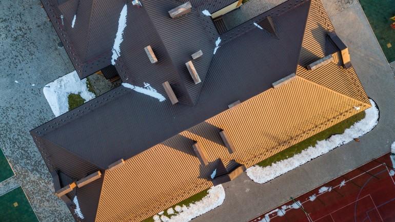 13 Ide Desain Rumah Minimalis Terbaru dengan Atap Miring