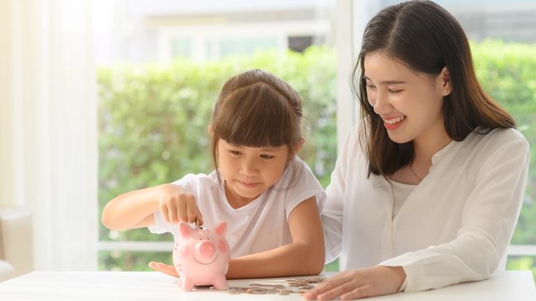 8 วิธี สอนลูกออมเงินตั้งแต่เด็ก