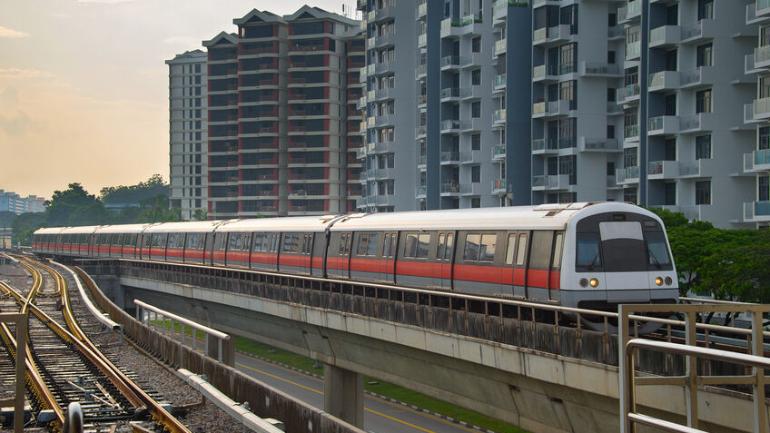 HDB Flats near MRT Stations in Singapore: Exactly How Much More do they Cost? (2021)