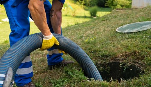 ดูดส้วม ราคาเท่าไหร่ แจ้งดูดส้วมได้ที่ไหน และ 4 วิธีแก้ไขส้วมตัน