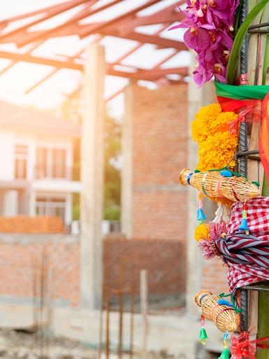 ฤกษ์ยกเสาเอกบ้าน 2569 ตามปฏิทินจันทรคติ เสริมสิริมงคลสร้างบ้านใหม่