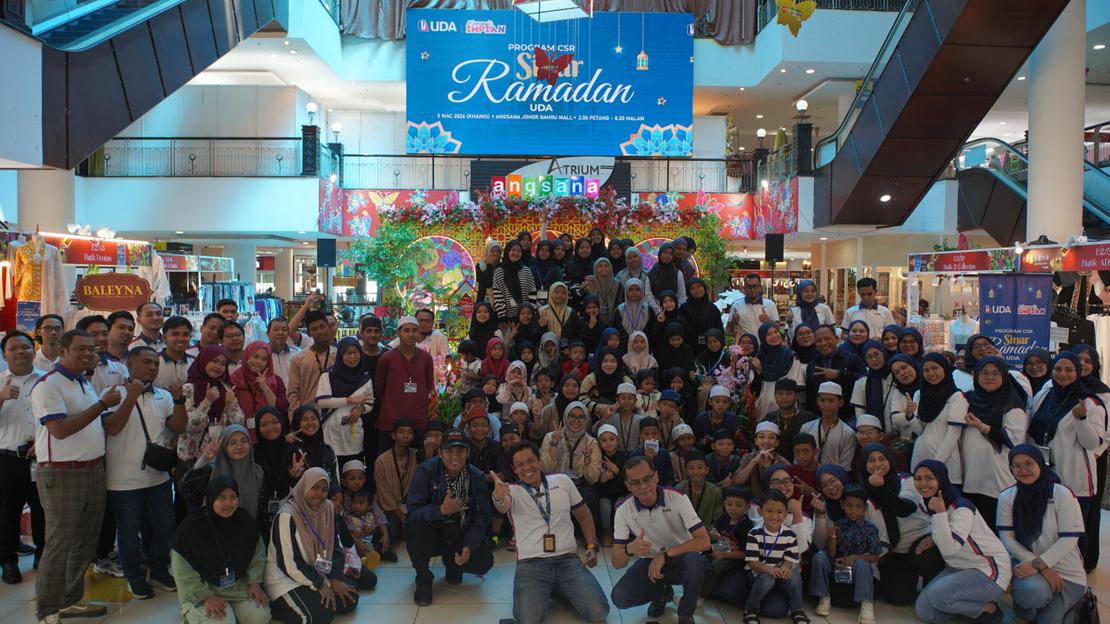 UDA CERIAKAN ANAK YATIM & ASNAF, BELI KELENGKAPAN RAYA