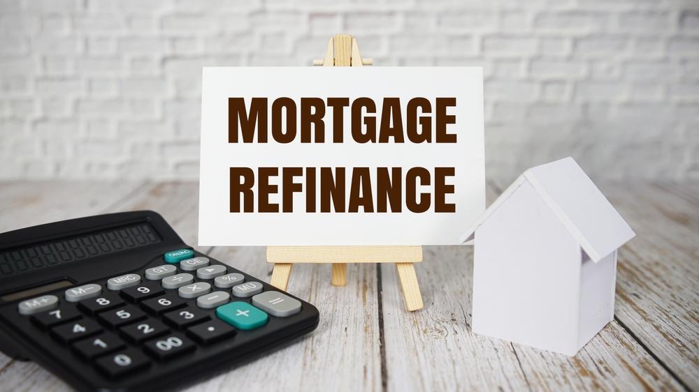 รีไฟแนนซ์บ้าน ผ่อนหนักให้เป็นเบา