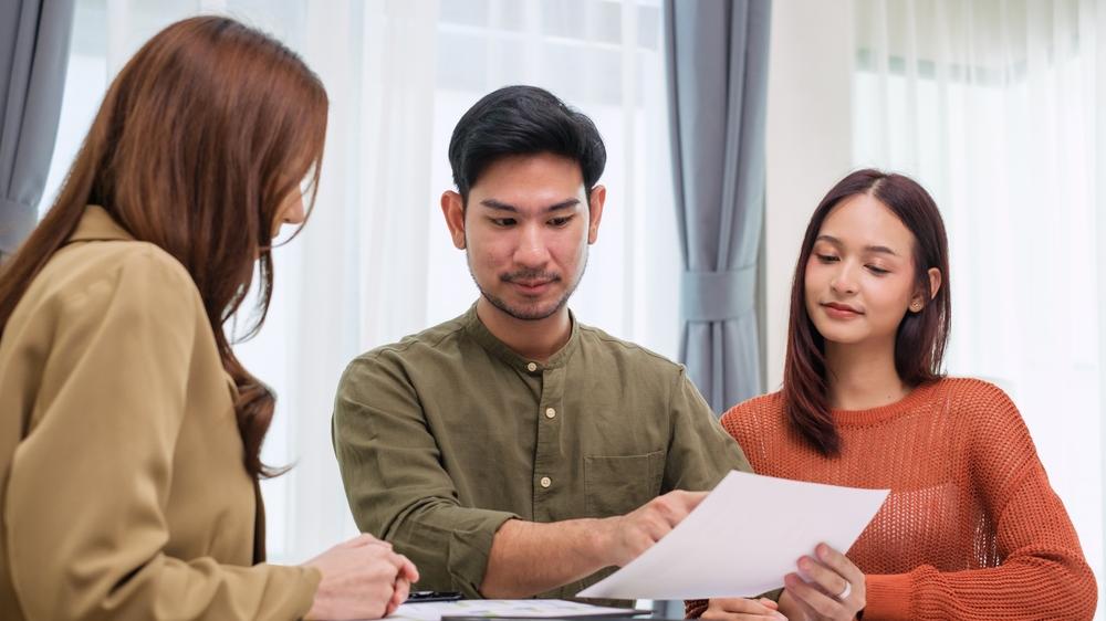 รีไฟแนนซ์บ้านต้องเสียค่าอะไรบ้าง สรุป 5 ค่าใช้จ่ายหลักที่ต้องเตรียม