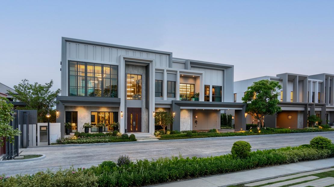 Bangkok Boulevard Signature ถ่ายทอดสเน่ห์บ้านหรู ผ่านแฟชั่นเซ็ต The Grace Within